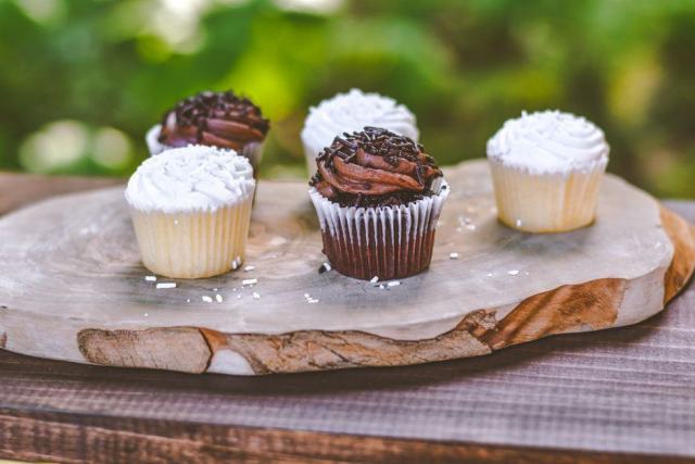 Glaçage pour cupcakes sans beurre ni mascarpone : 5 recettes qui tiennent Glaçage pour cupcakes sans beurre ni mascarpone : 5 recettes qui tiennent